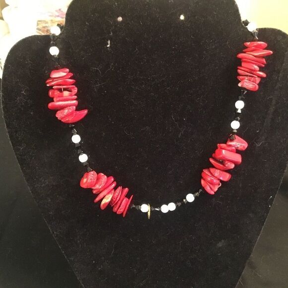 Silvertone Red Coral Necklace - Picture 5 of 6